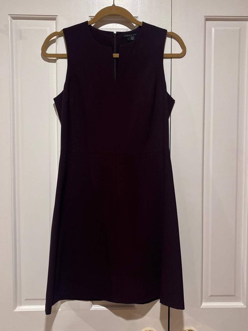 Theory Aline Sleeveless Dress in Deep Plum size 4